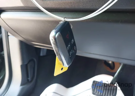 2018 Land Rover Discovery Sport Hse from USA, damaged, VIN SALCR2RX9JH761278